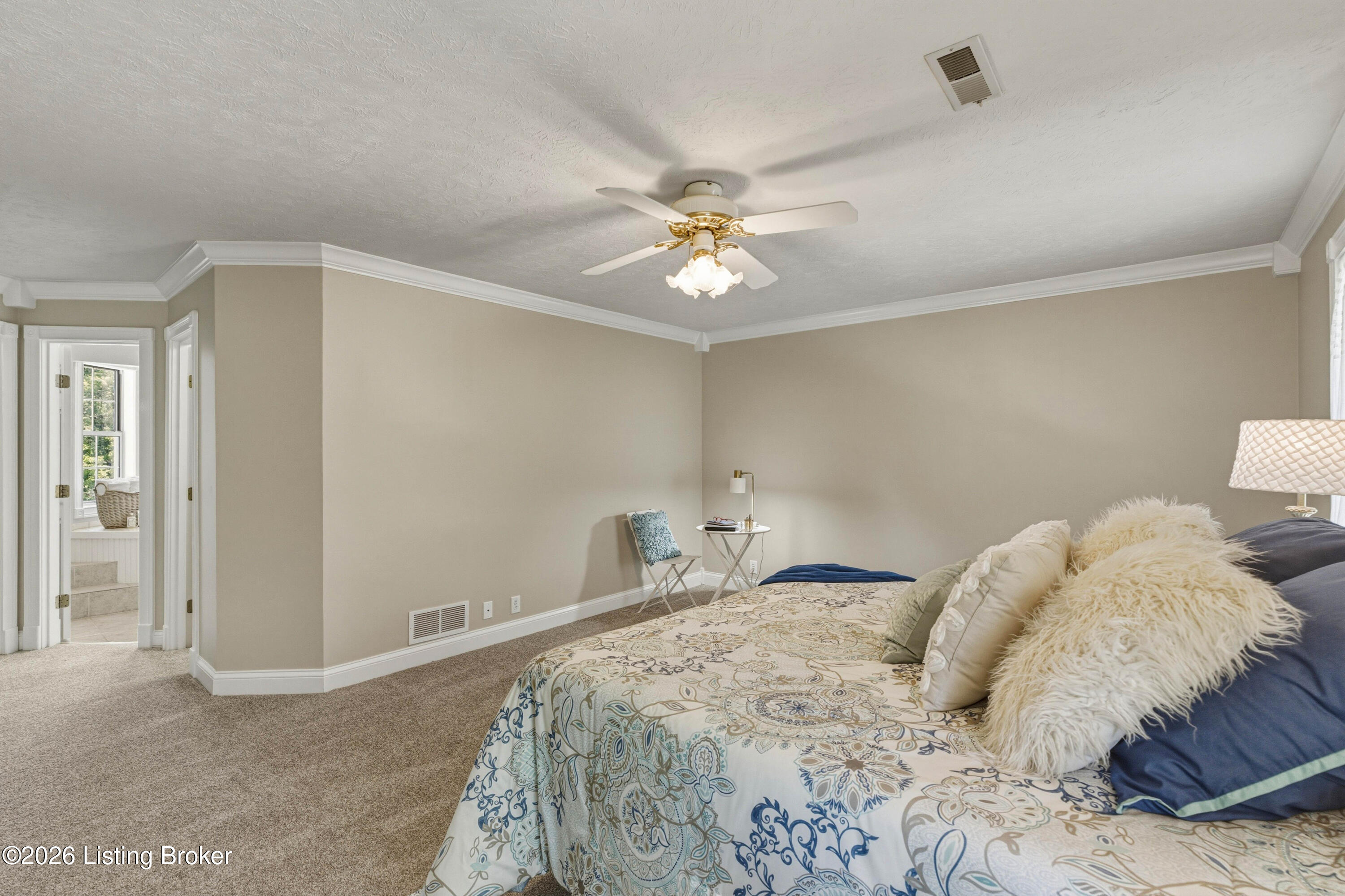 7 Oakwood Ct