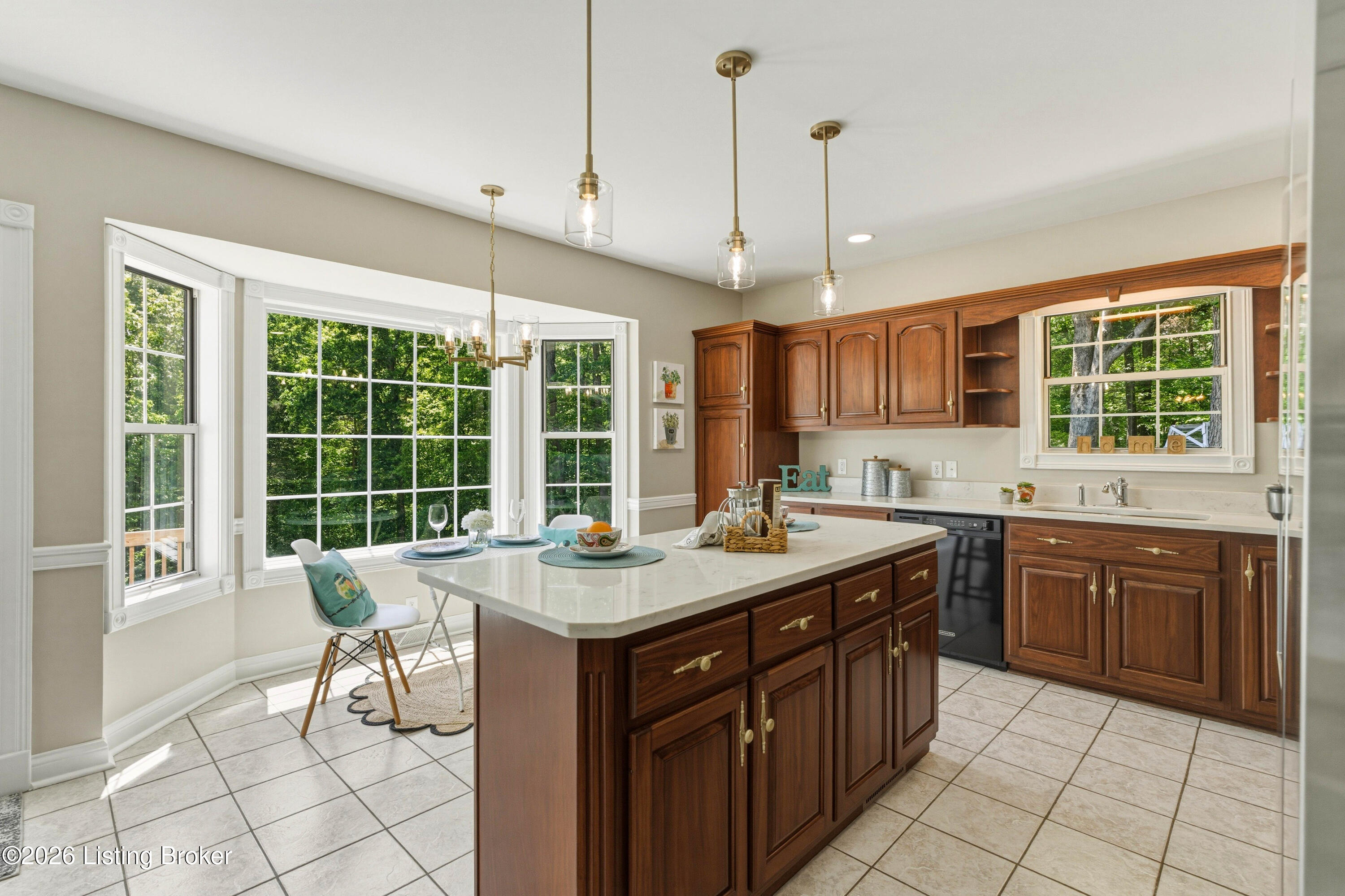 7 Oakwood Ct