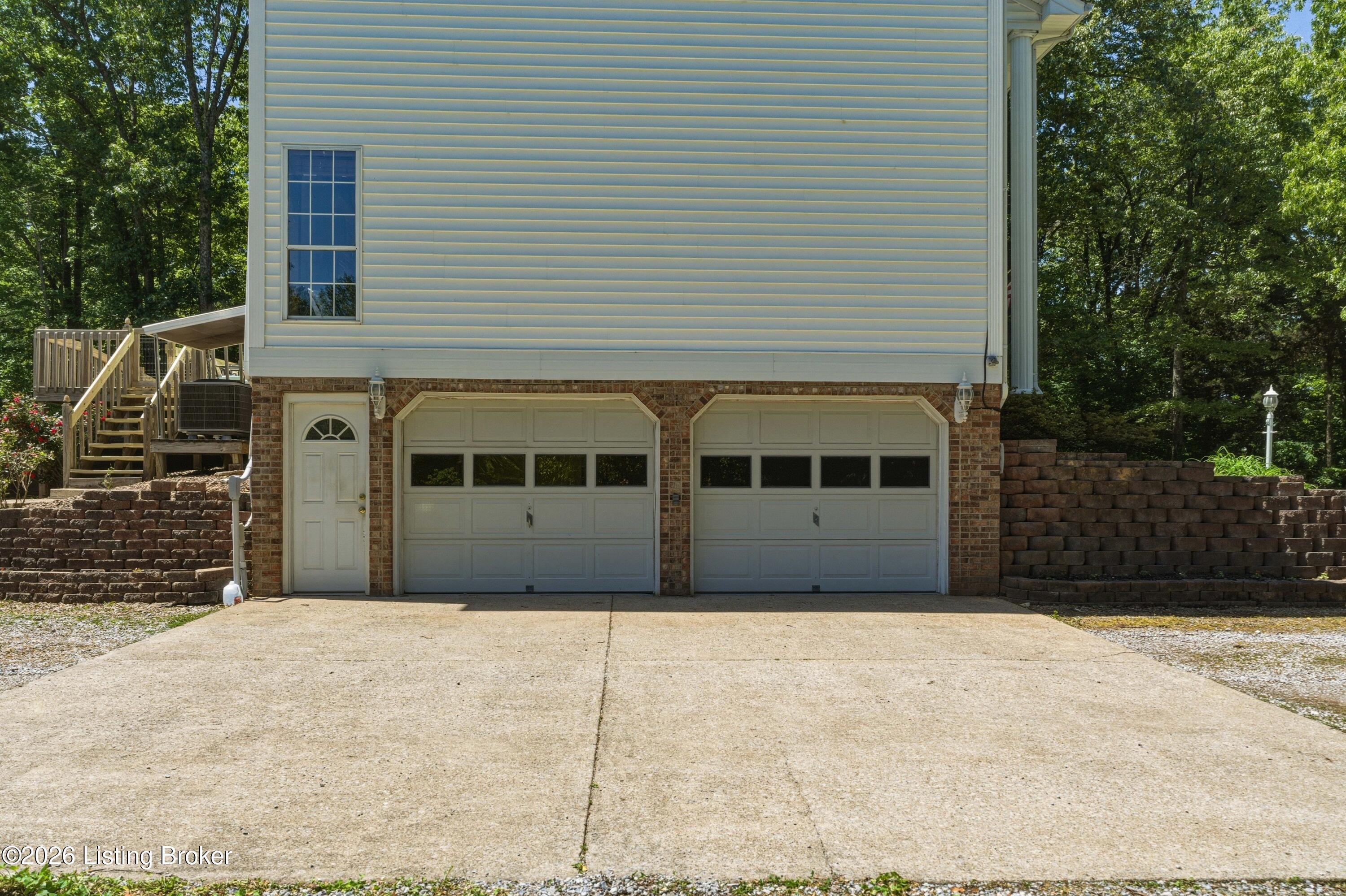 7 Oakwood Ct