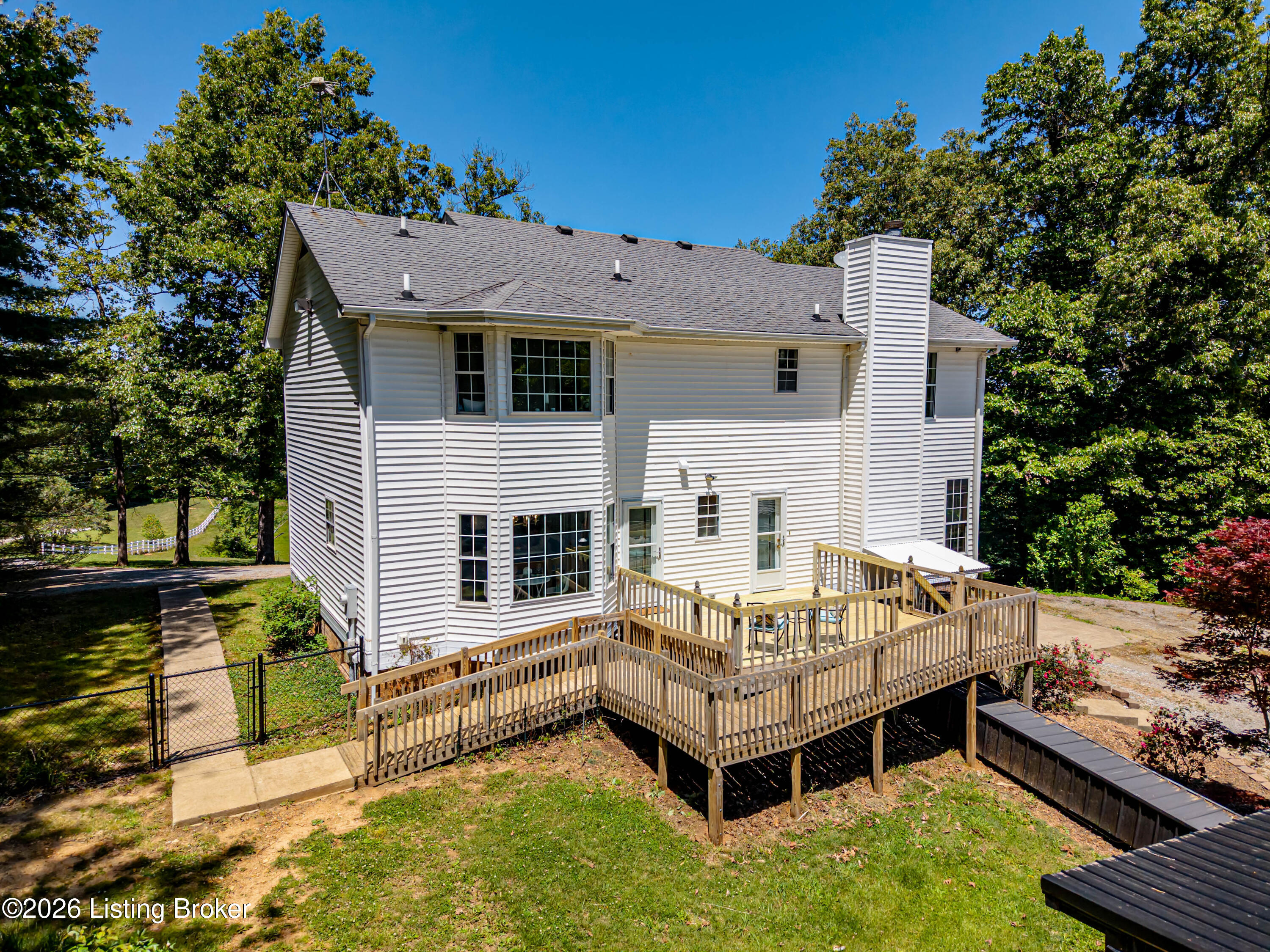 7 Oakwood Ct