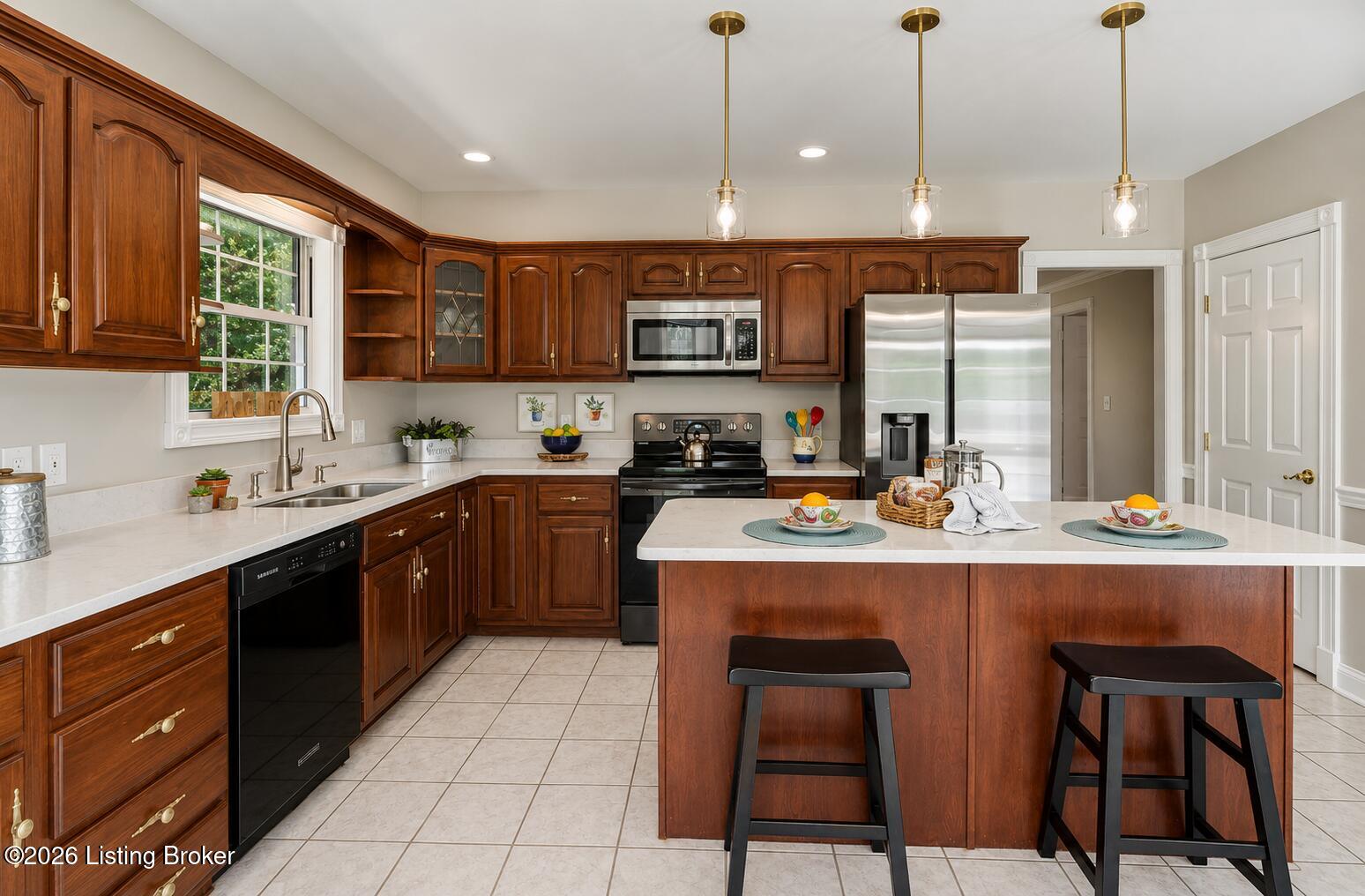 7 Oakwood Ct