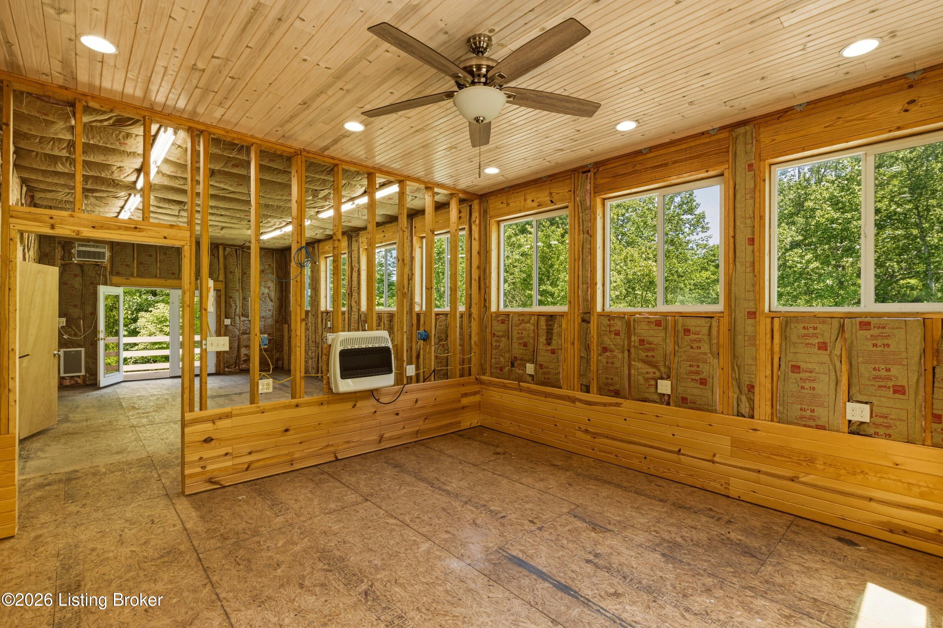 7 Oakwood Ct
