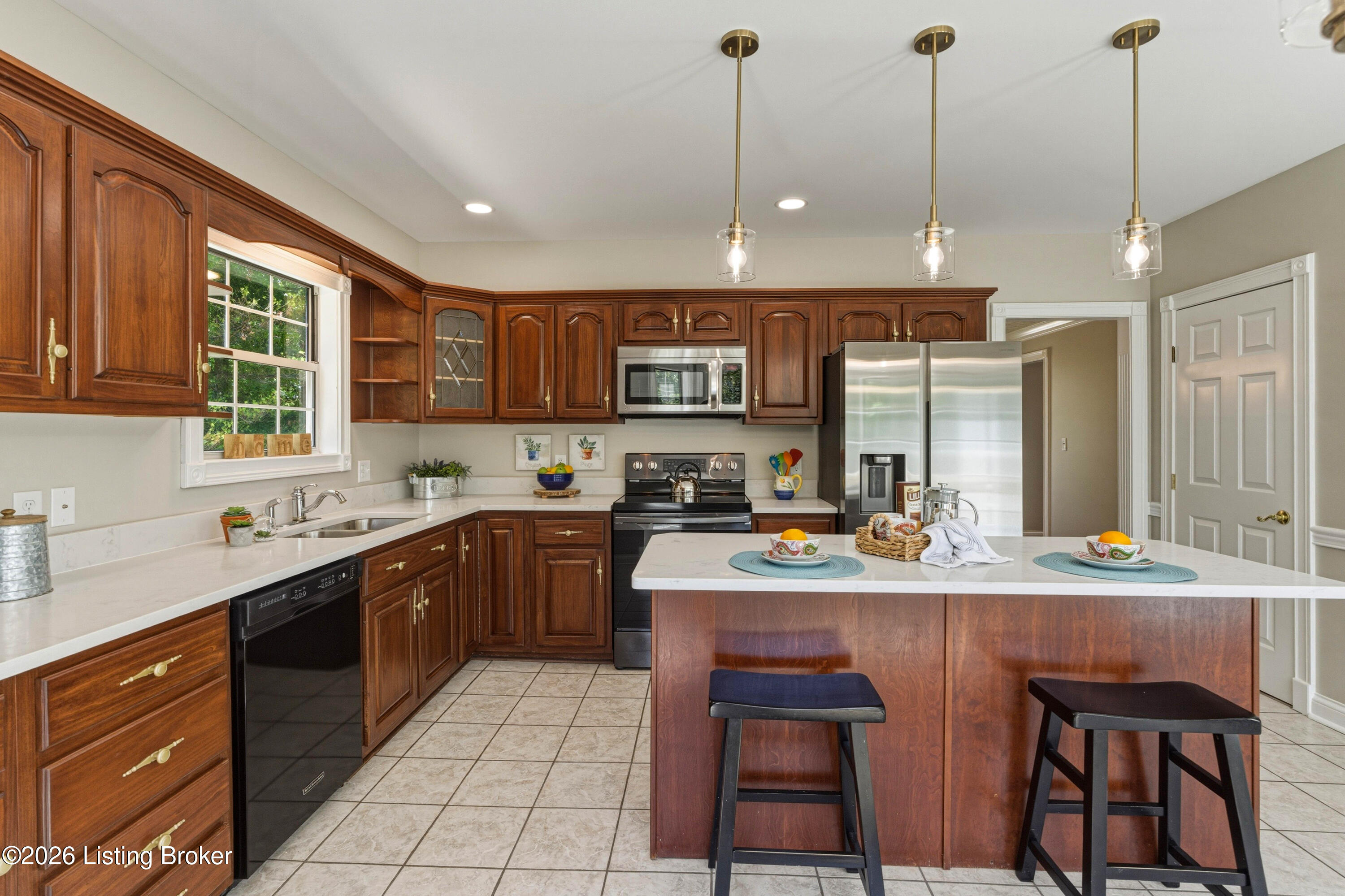 7 Oakwood Ct