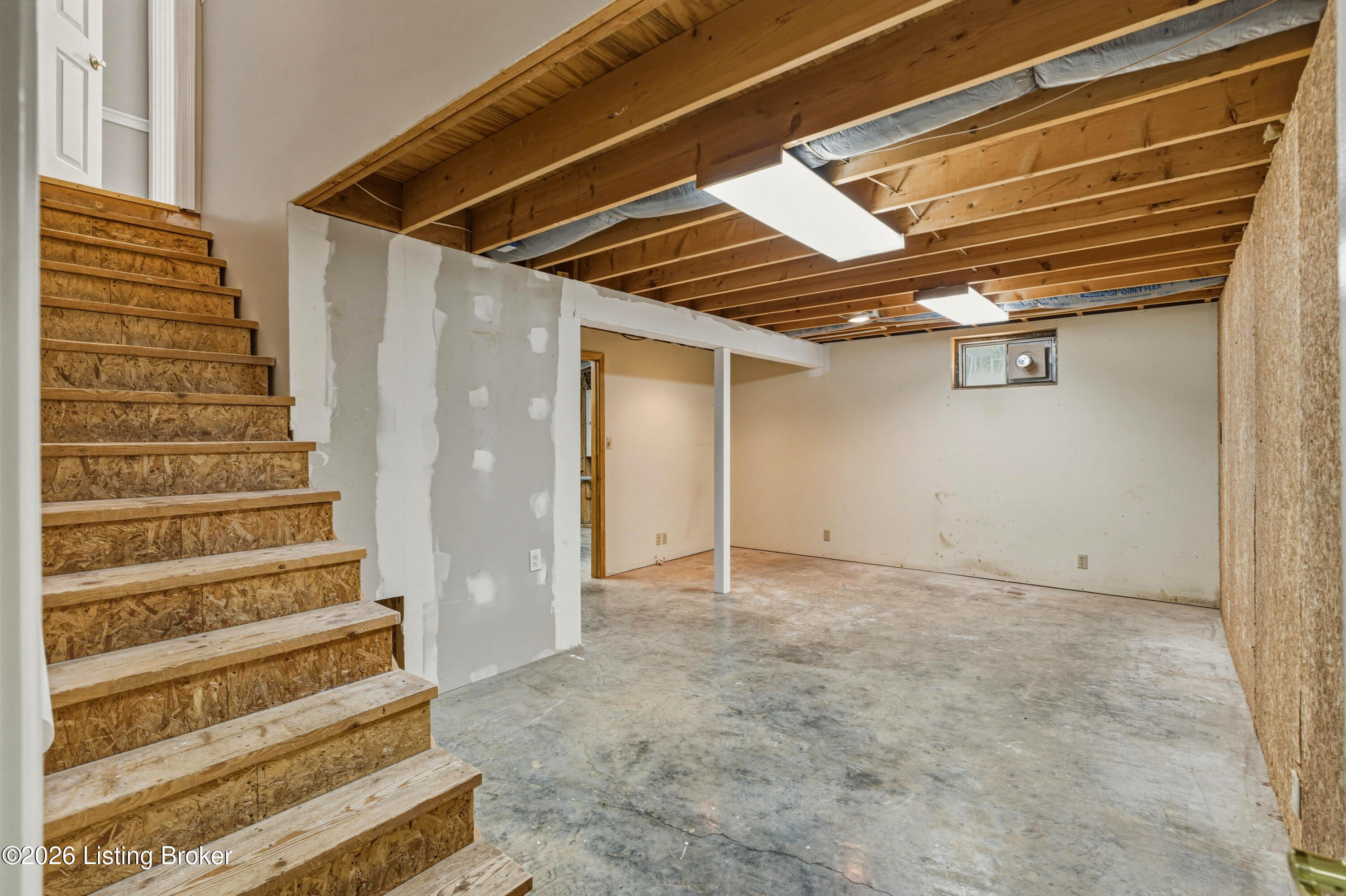 7 Oakwood Ct