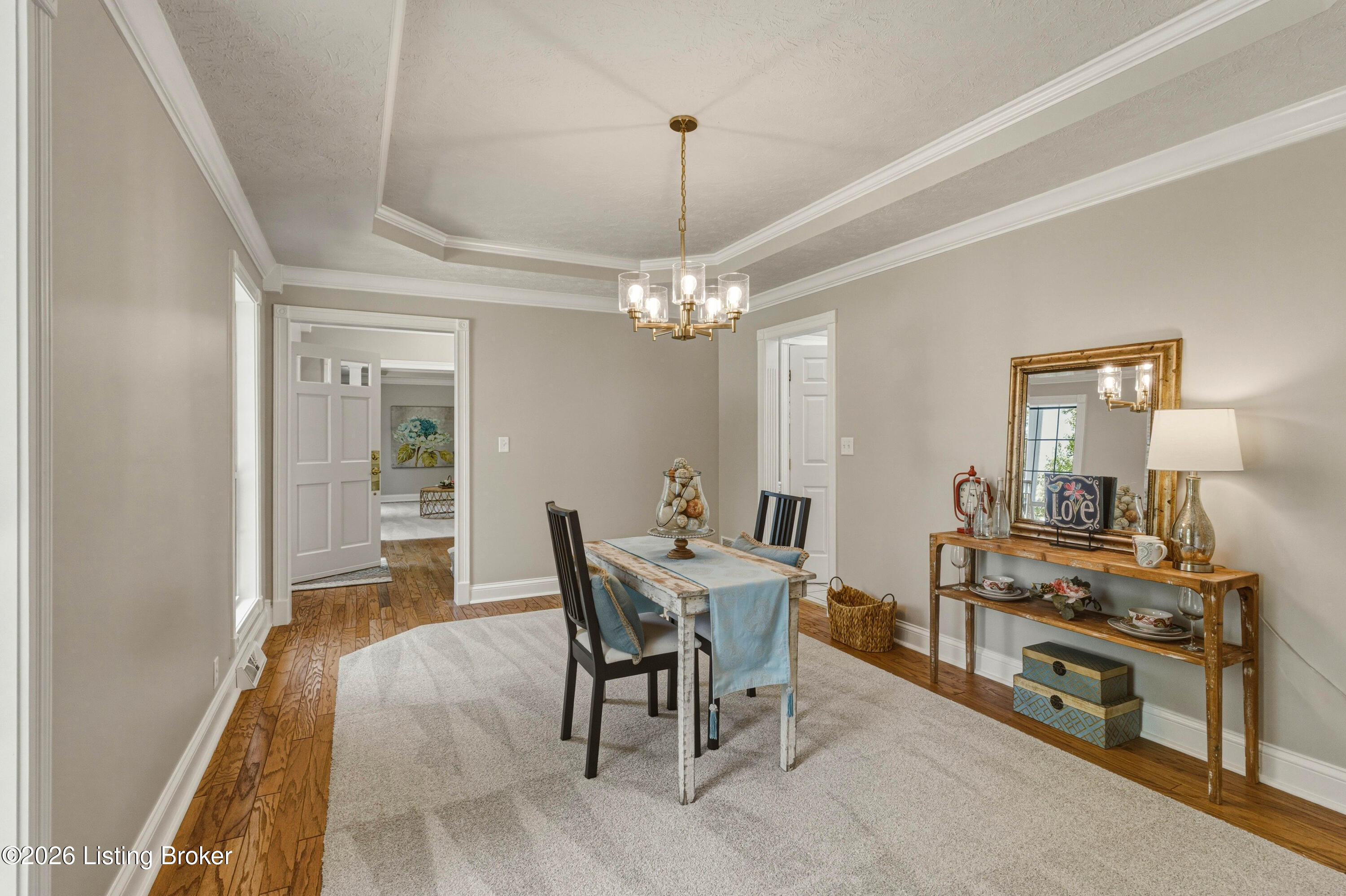 7 Oakwood Ct
