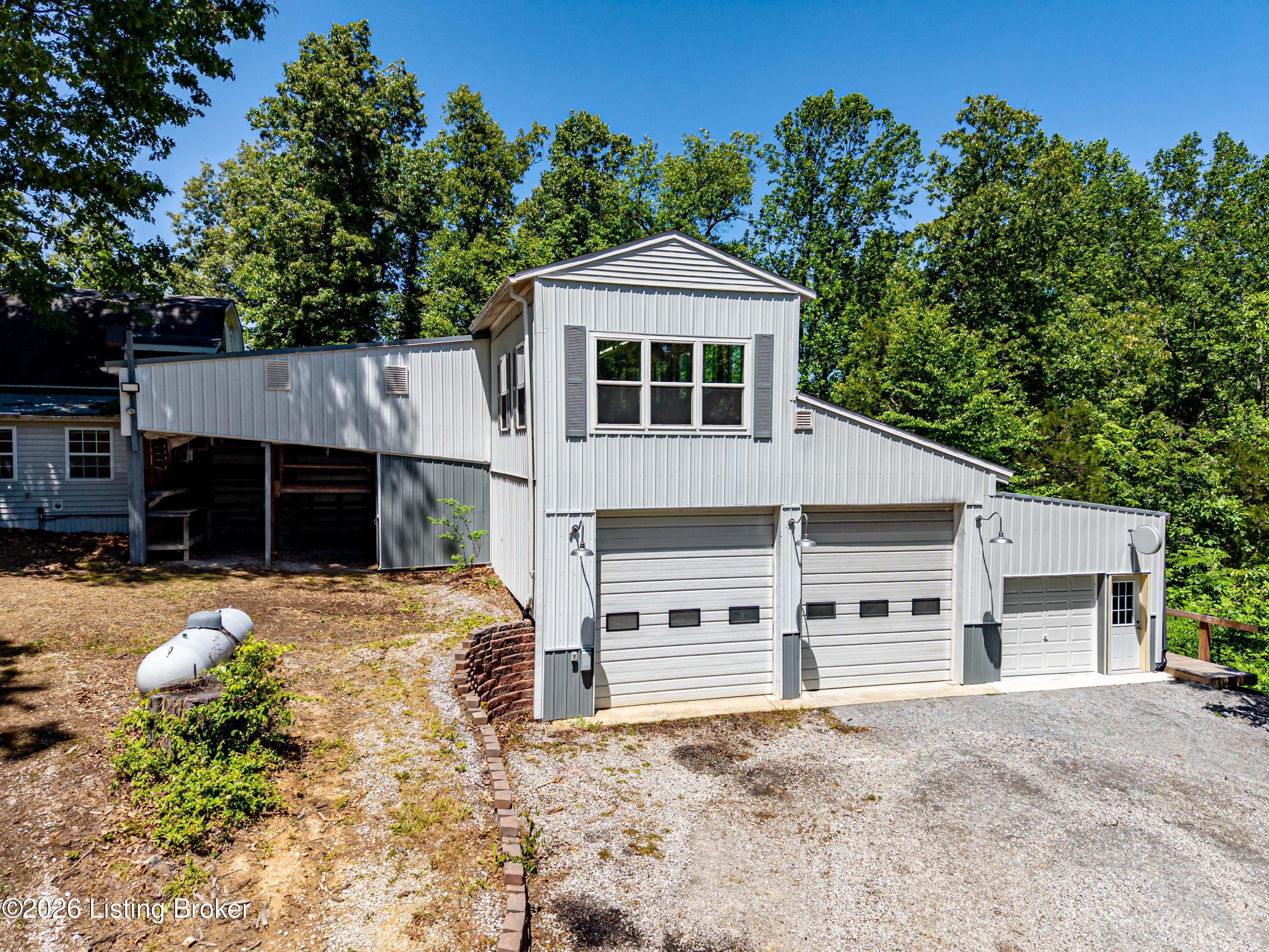 7 Oakwood Ct
