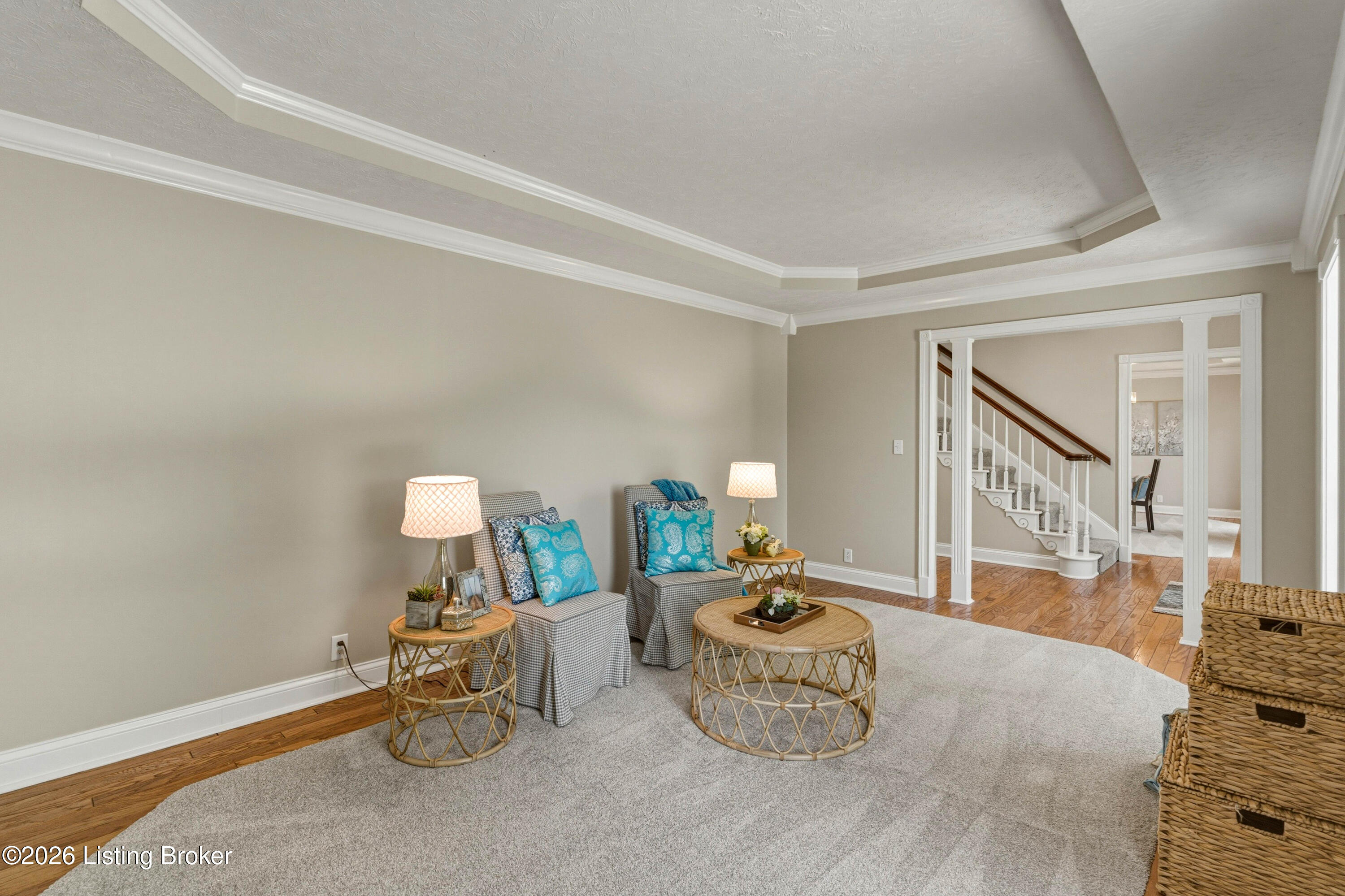7 Oakwood Ct