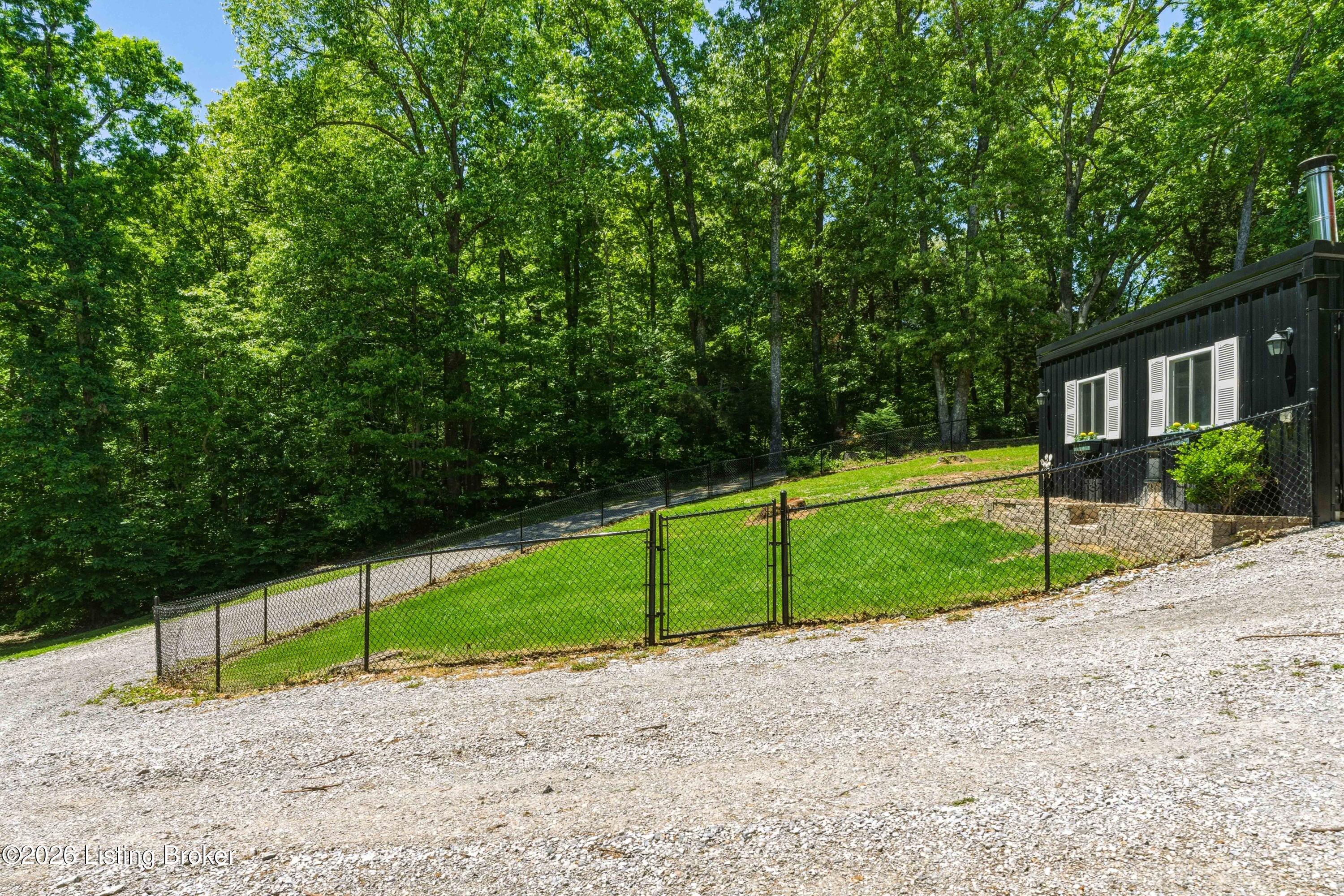 7 Oakwood Ct