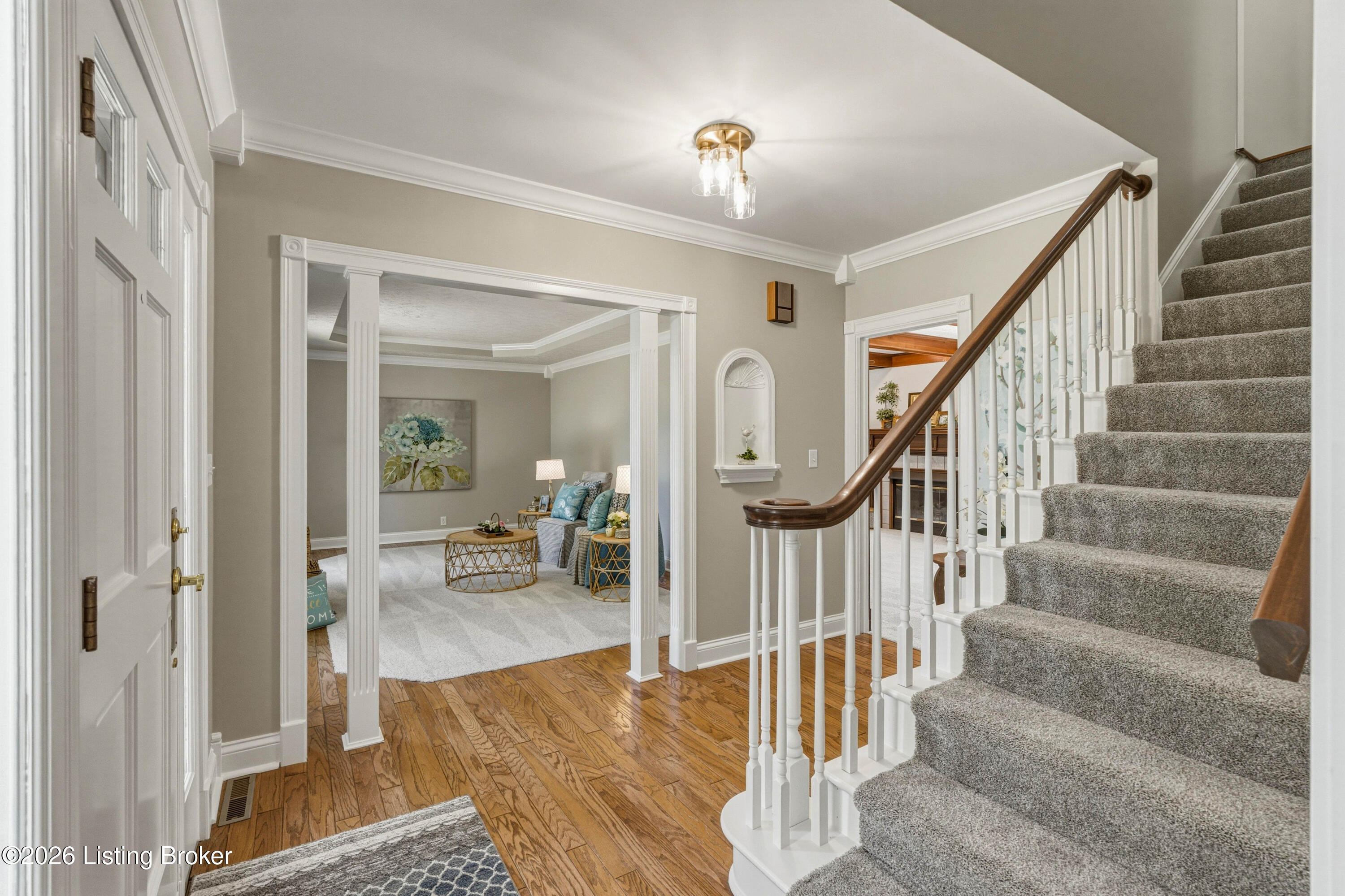 7 Oakwood Ct