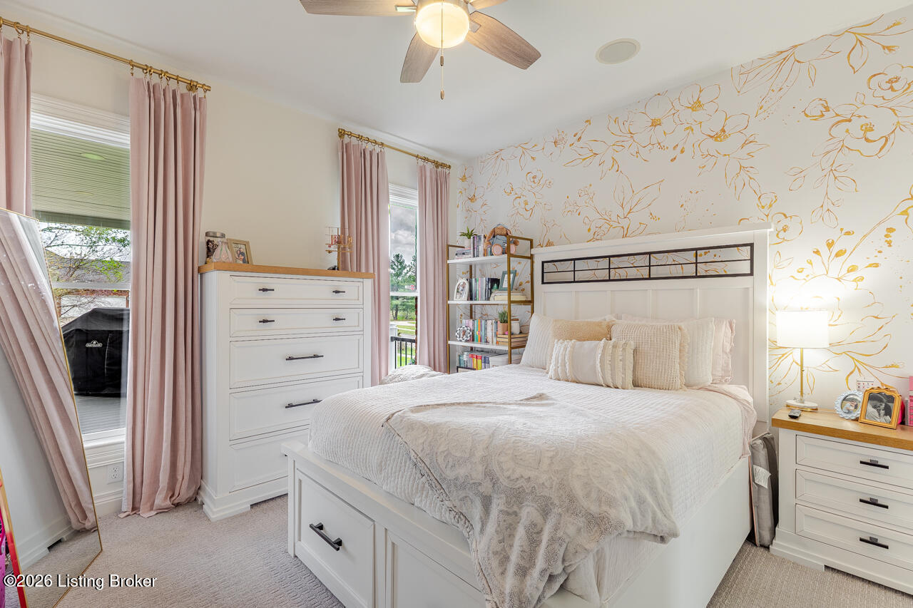 1101 Driftwood Ln