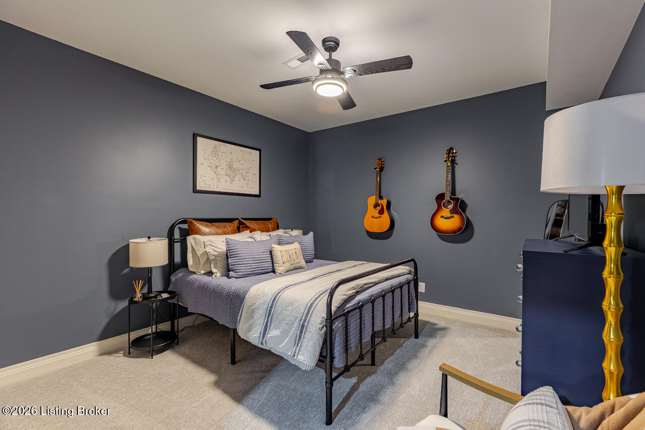 1101 Driftwood Ln