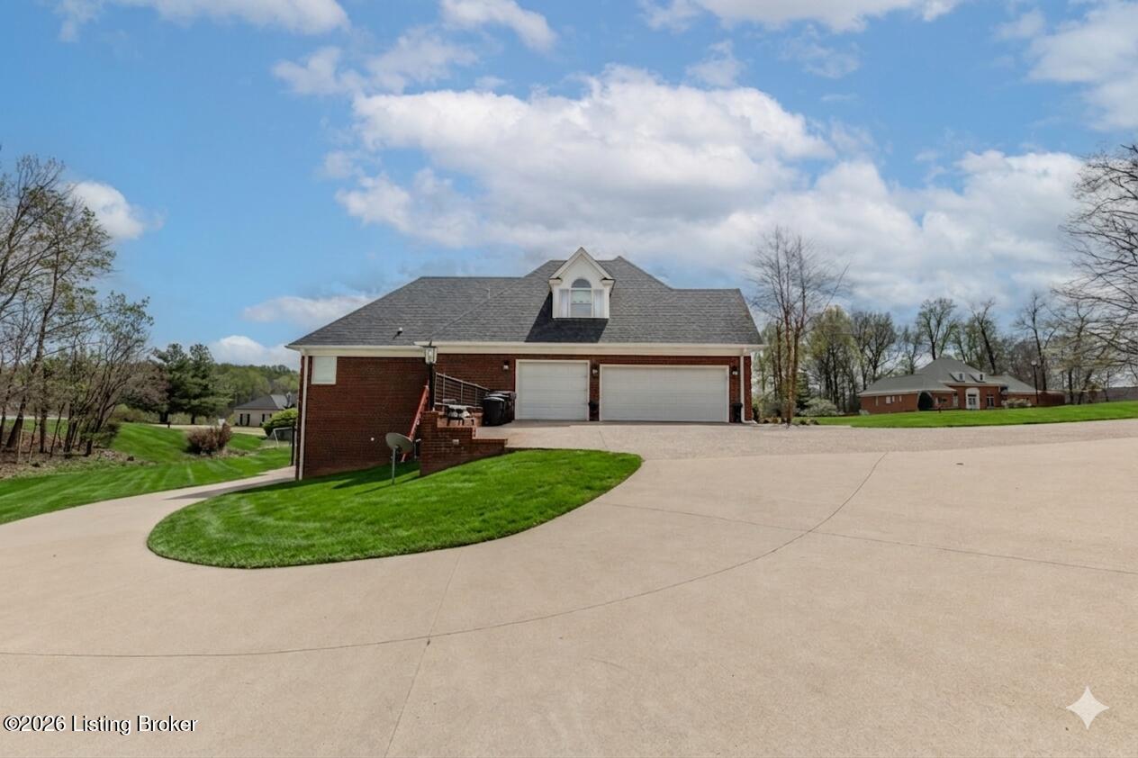 1101 Driftwood Ln