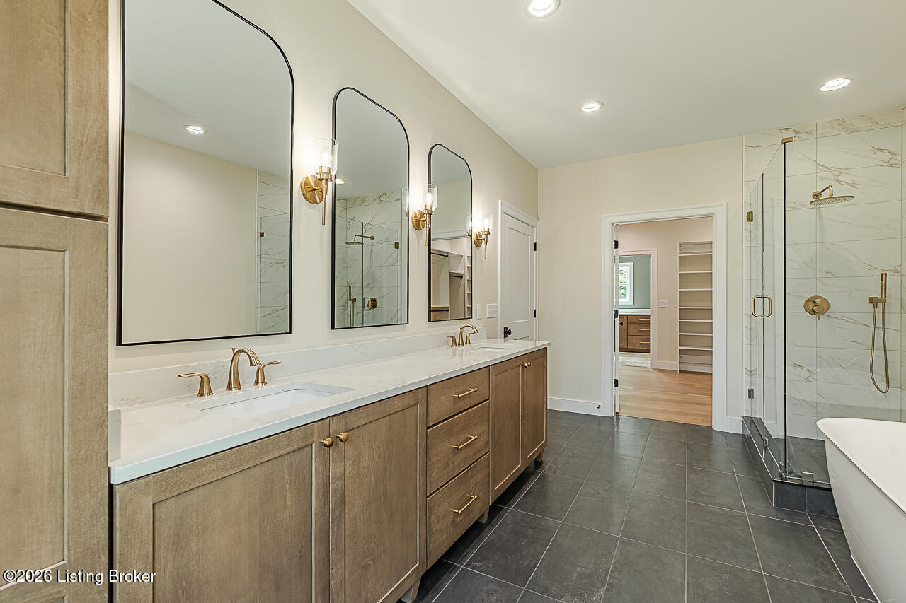 248 Whistling Oaks Dr