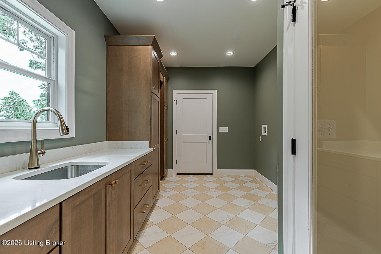 248 Whistling Oaks Dr