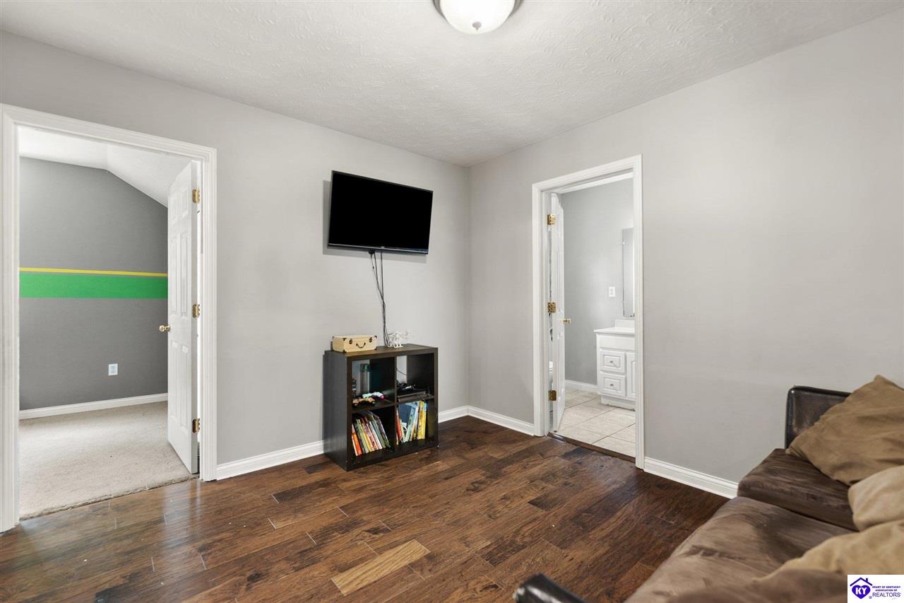 358 Pembroke Way