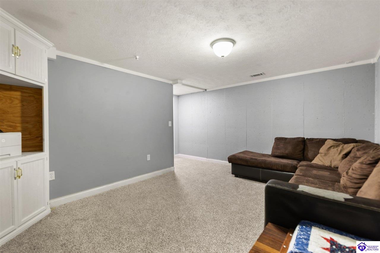 358 Pembroke Way