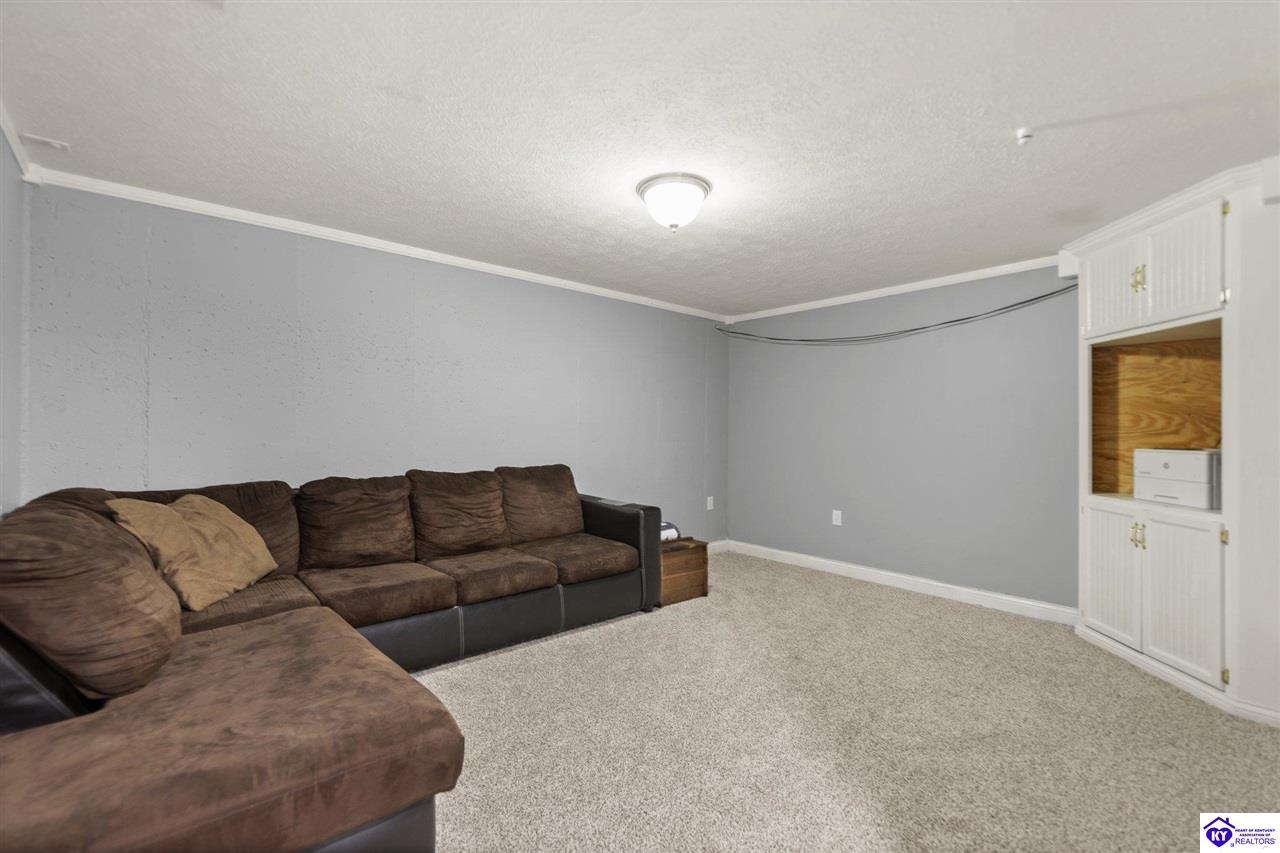 358 Pembroke Way