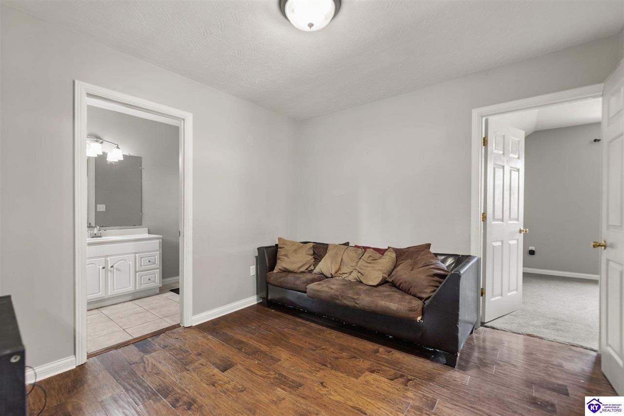 358 Pembroke Way