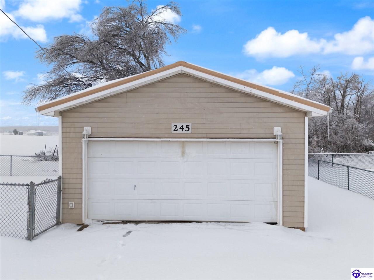 245 Bewley Road