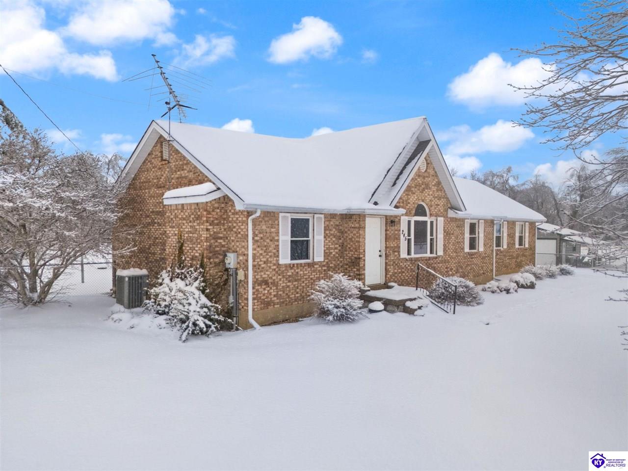 245 Bewley Road