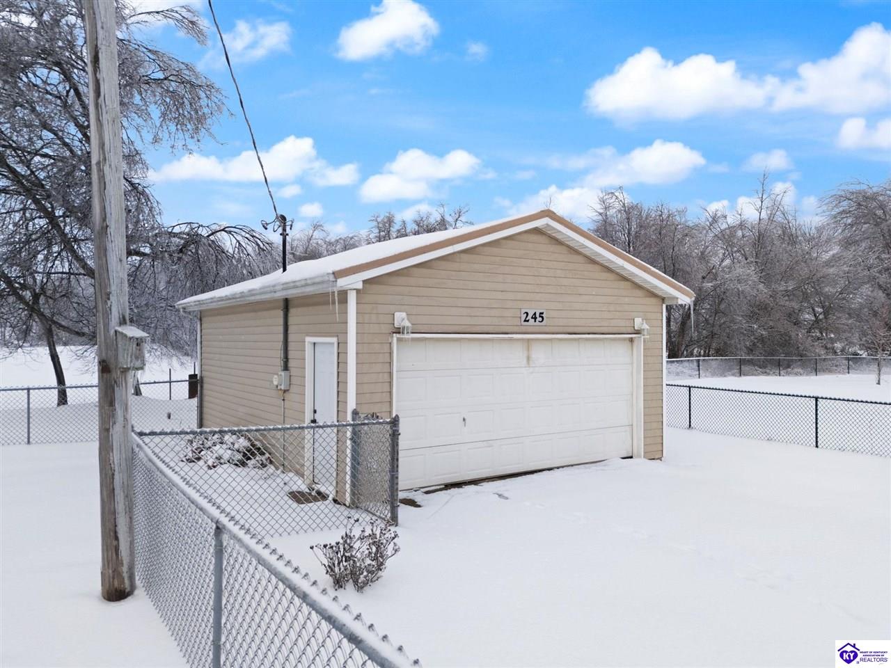 245 Bewley Road
