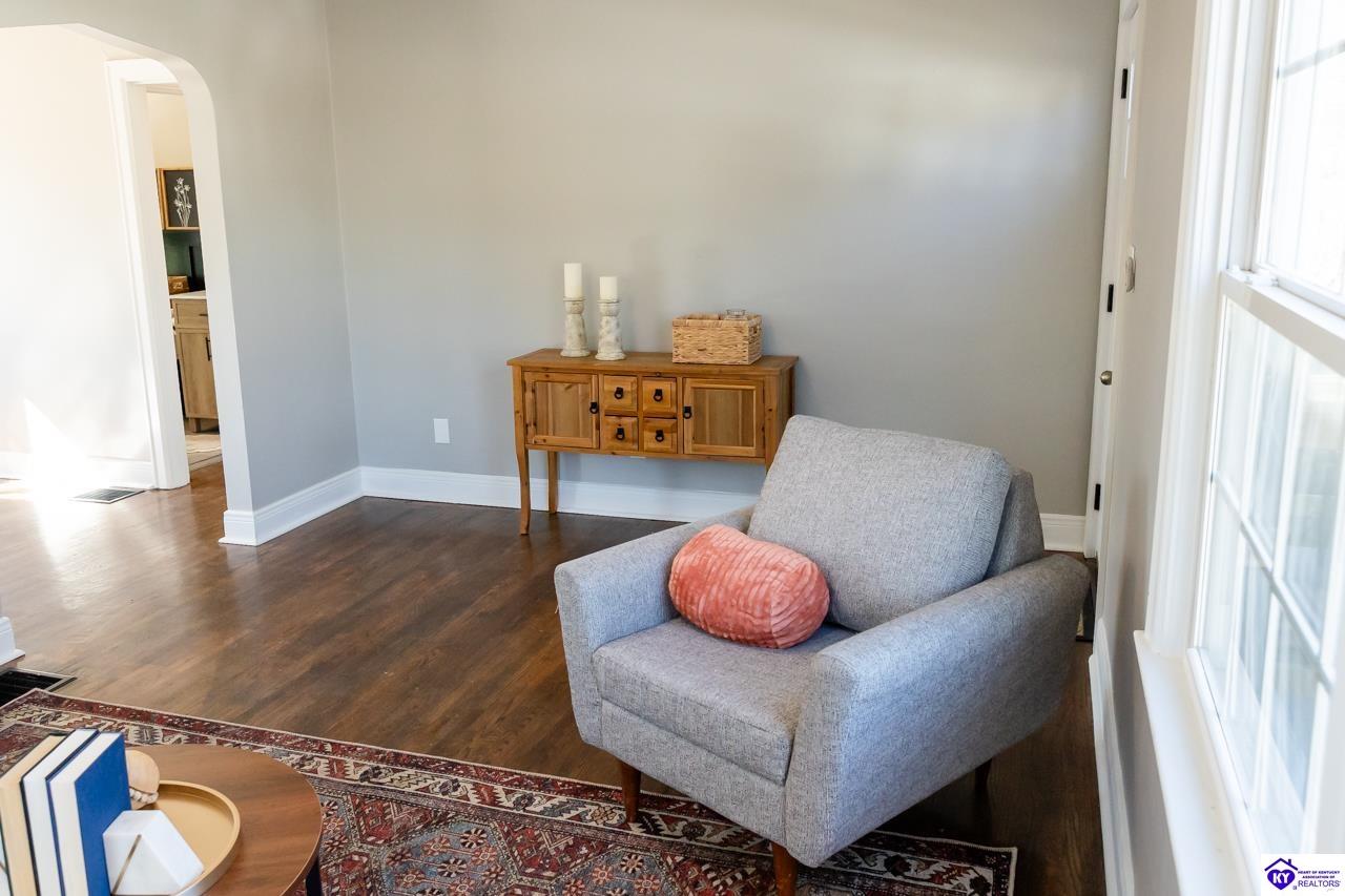 308 Meadow Lane