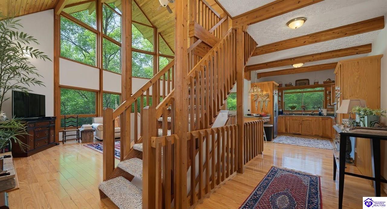 78 Hickory Hills Court