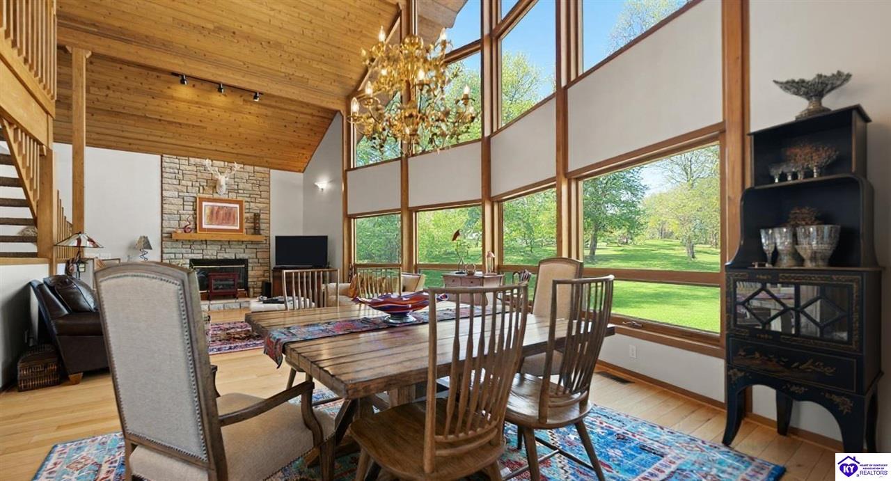 78 Hickory Hills Court