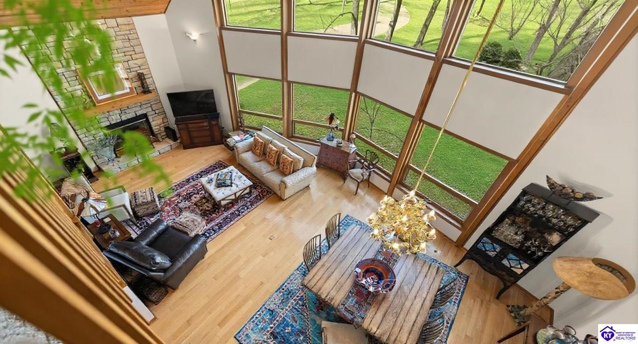 78 Hickory Hills Court