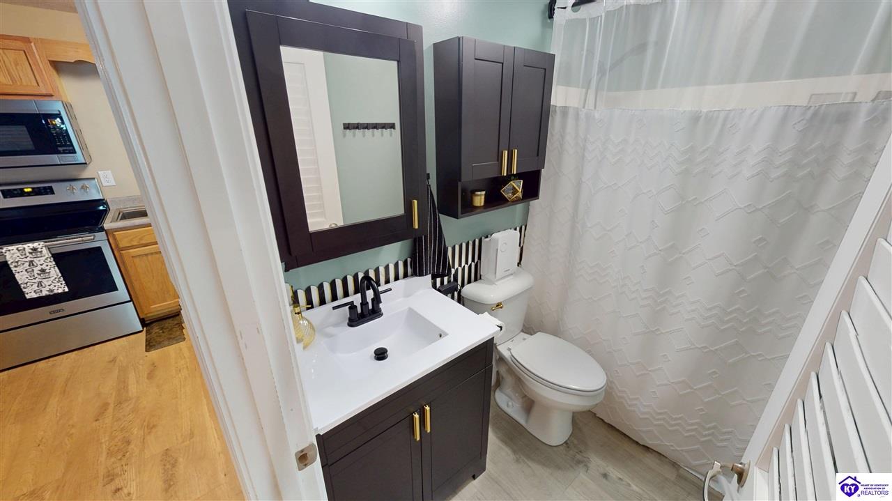 121 Quartz Court