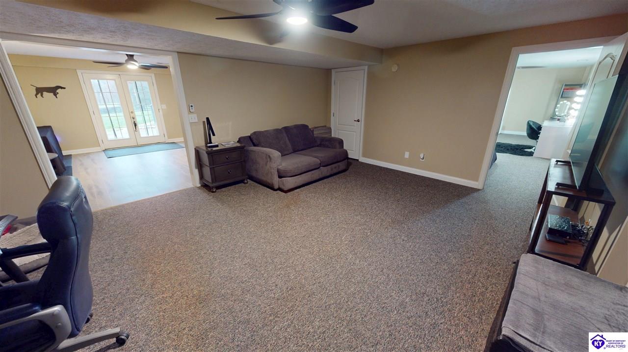 121 Quartz Court
