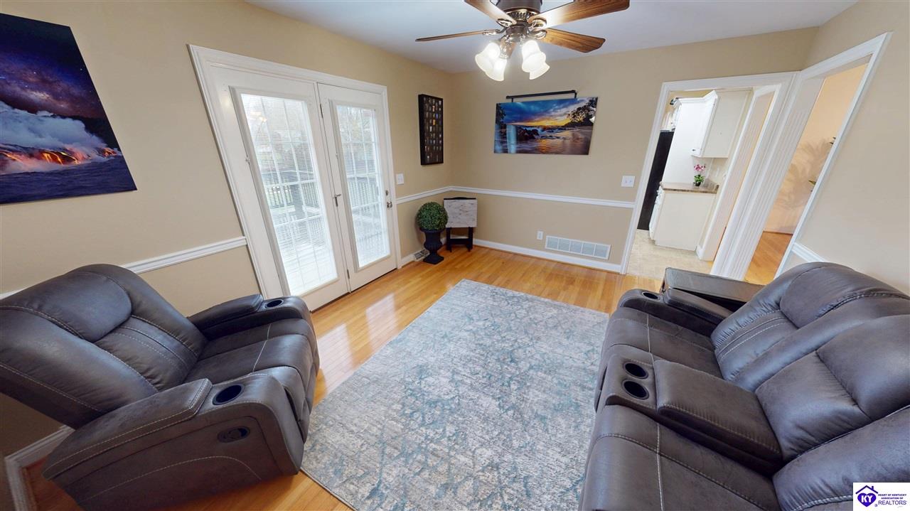 121 Quartz Court
