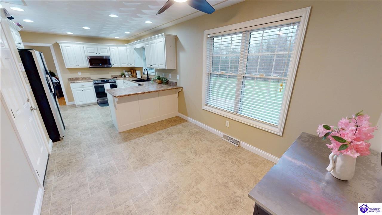 121 Quartz Court