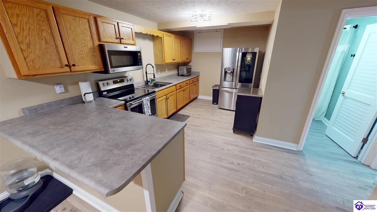 121 Quartz Court