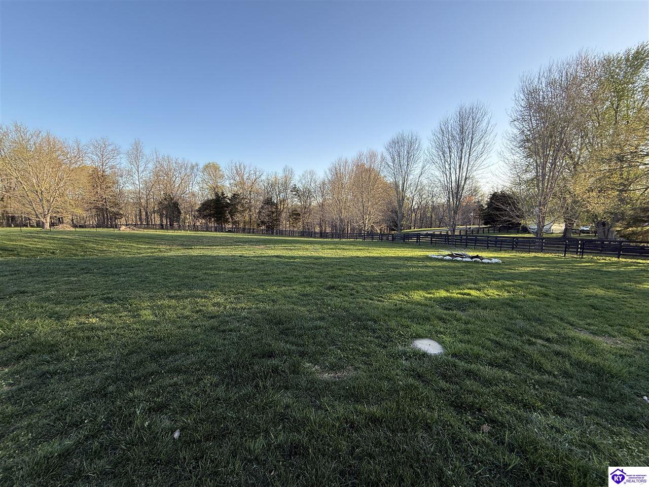 121 Quartz Court