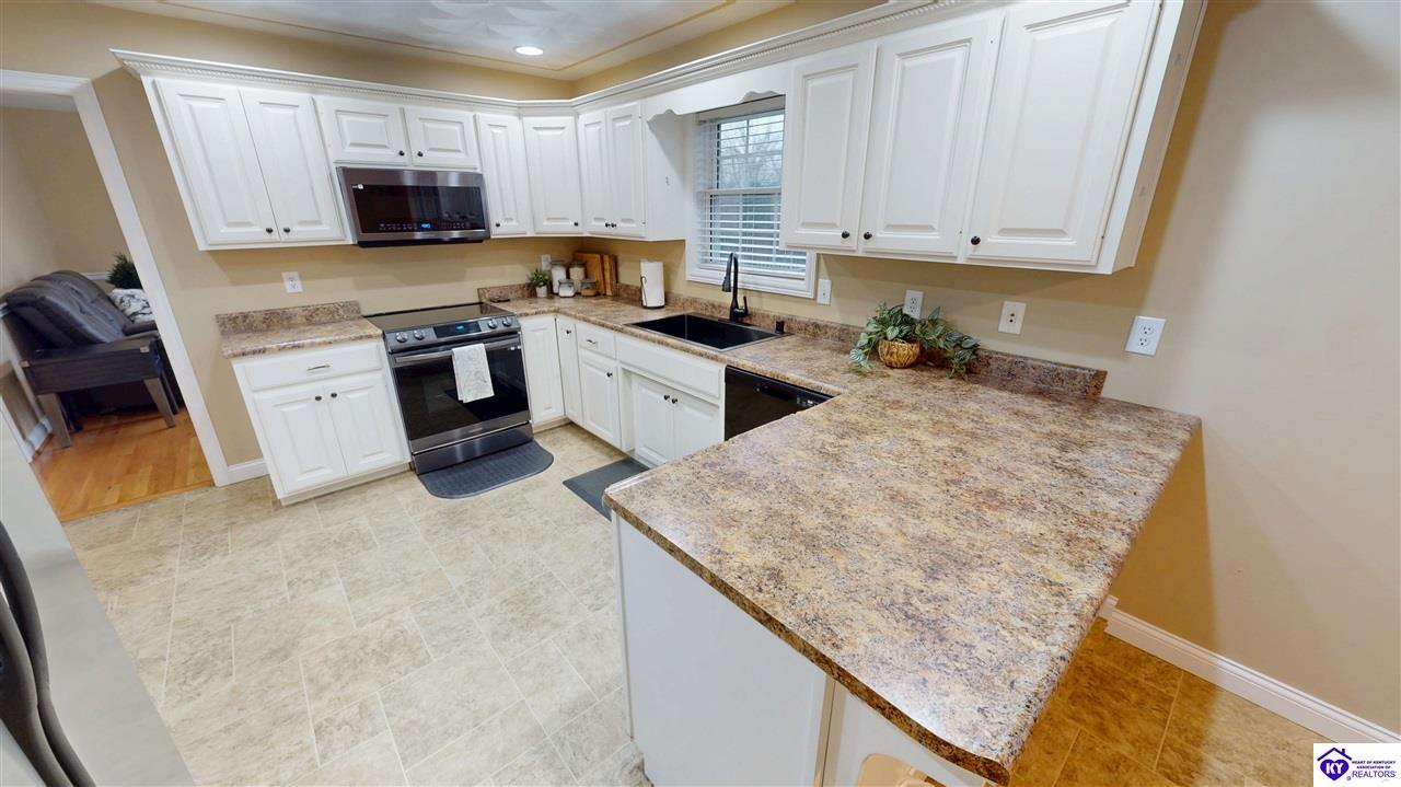 121 Quartz Court