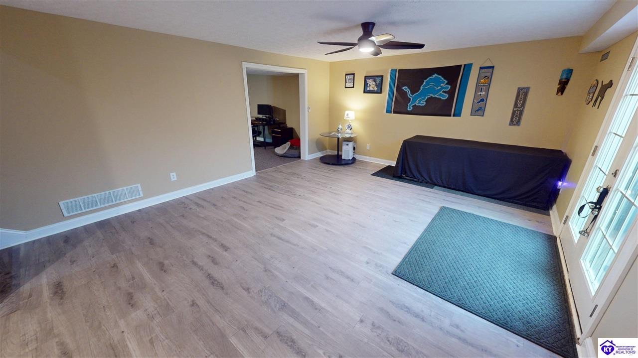 121 Quartz Court