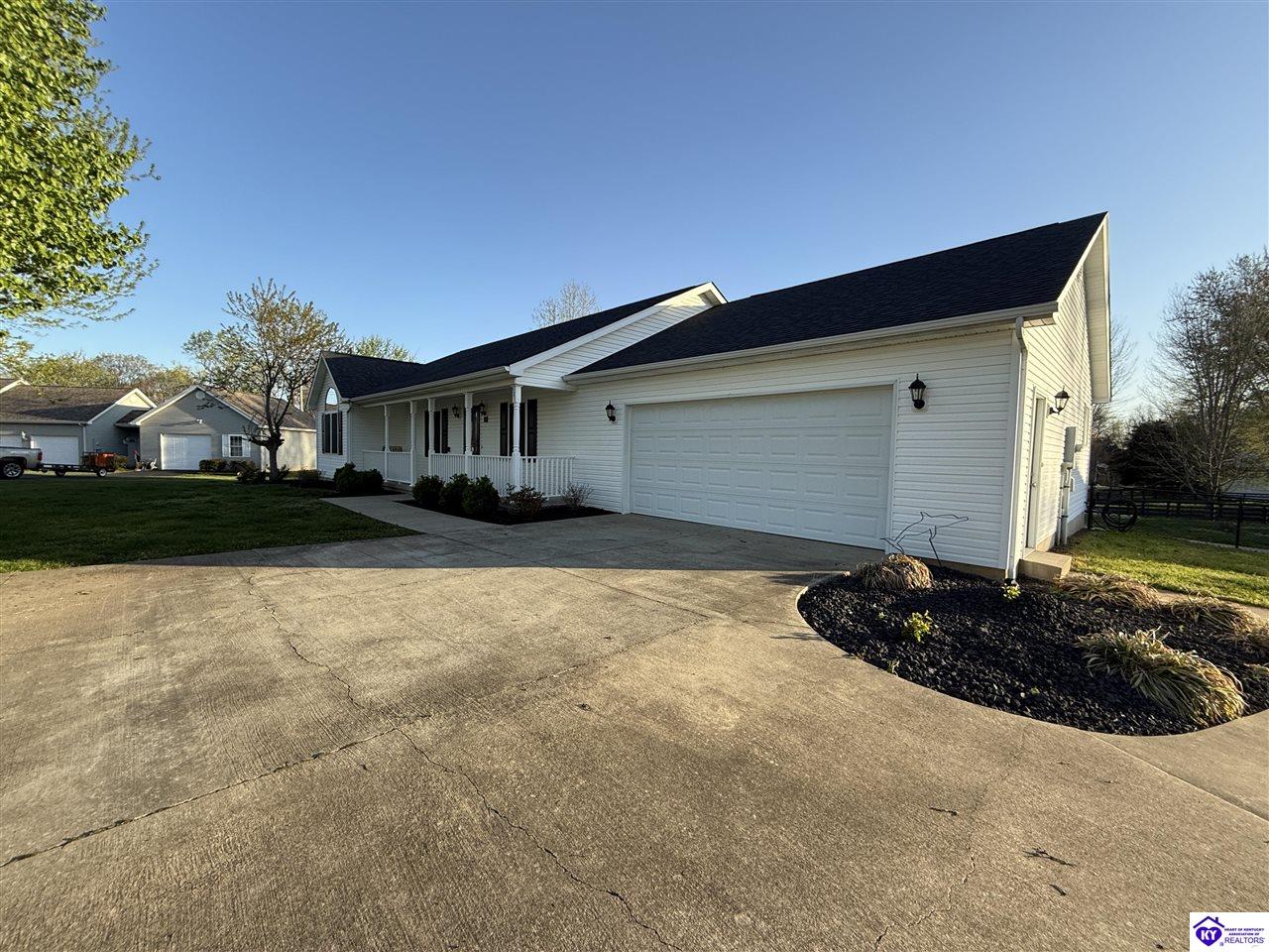 121 Quartz Court