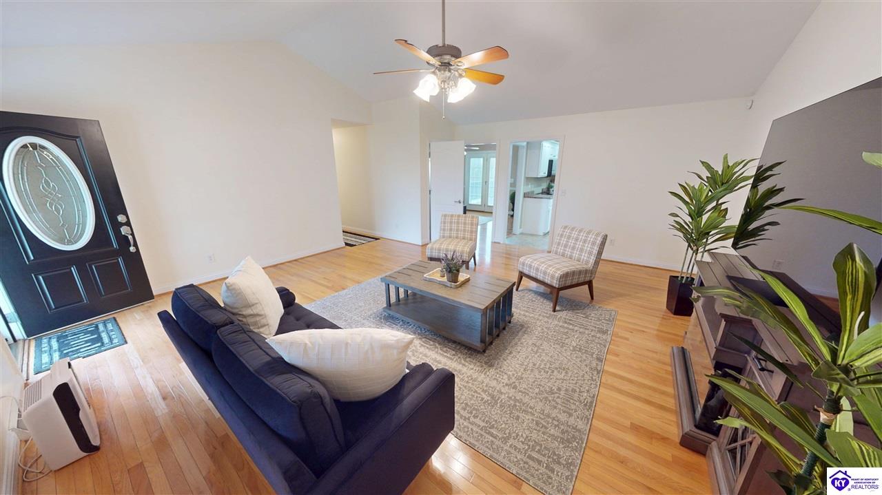 121 Quartz Court