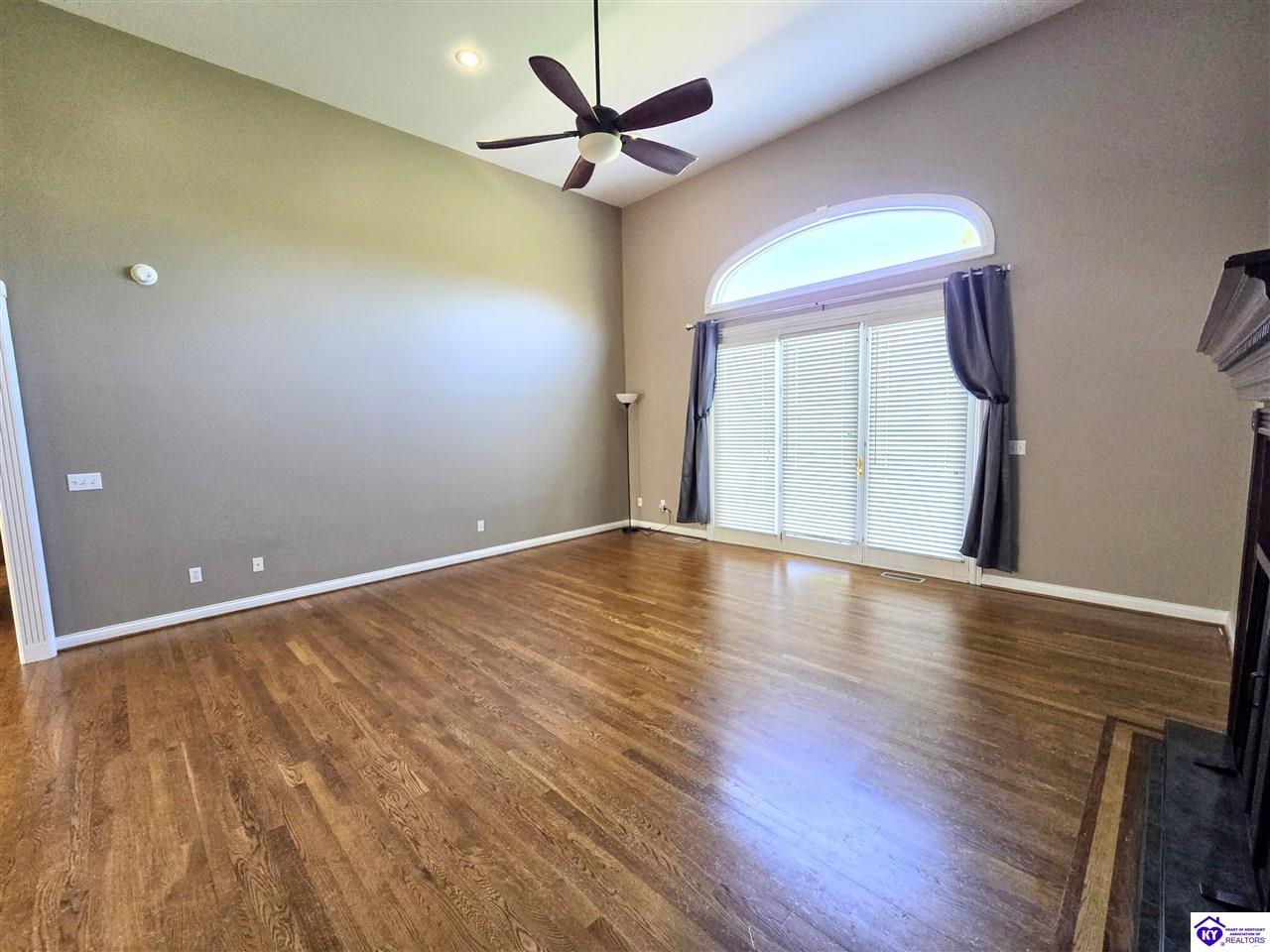 1526 Manchester Drive