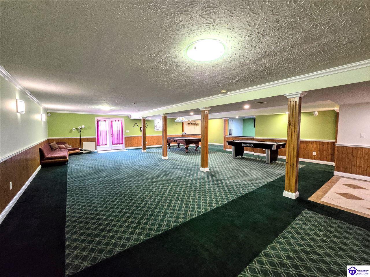 1526 Manchester Drive