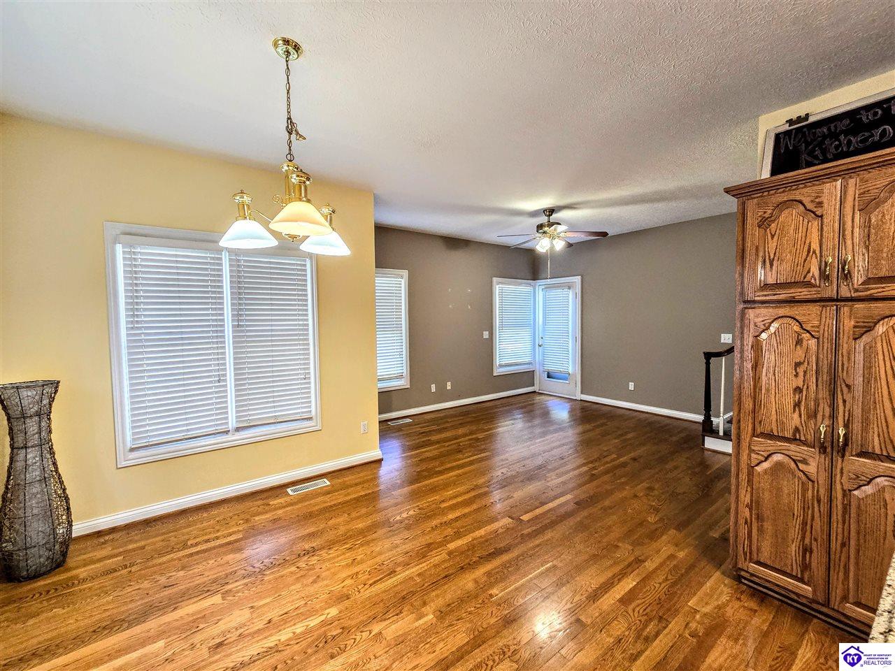 1526 Manchester Drive
