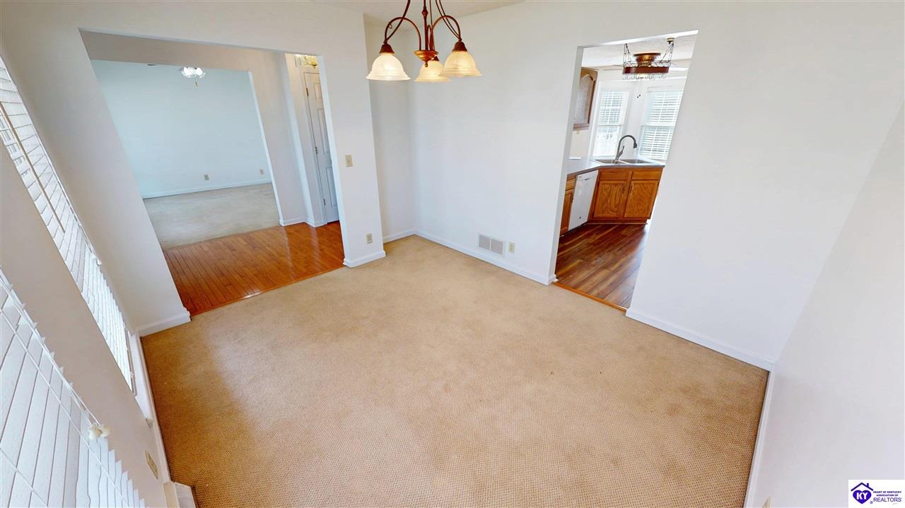 401 Turnberry Way