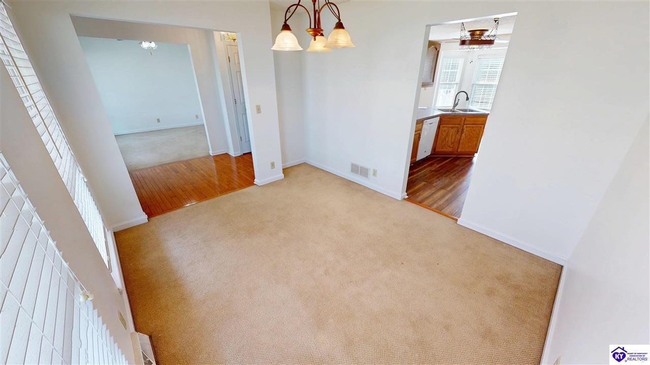 401 Turnberry Way