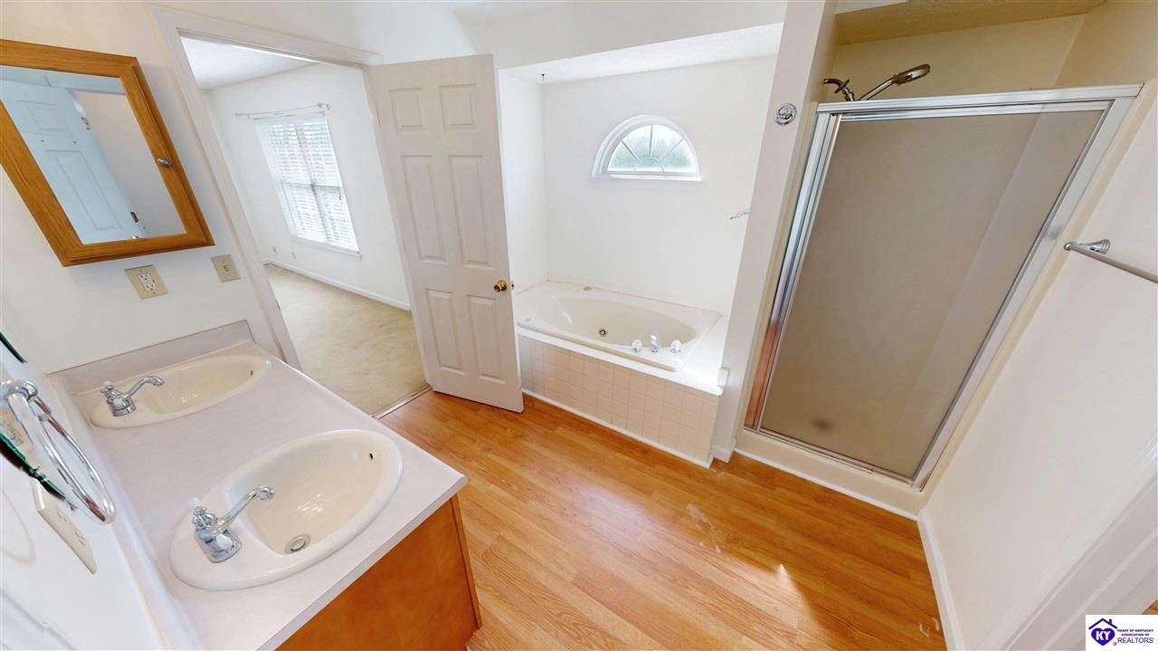 401 Turnberry Way