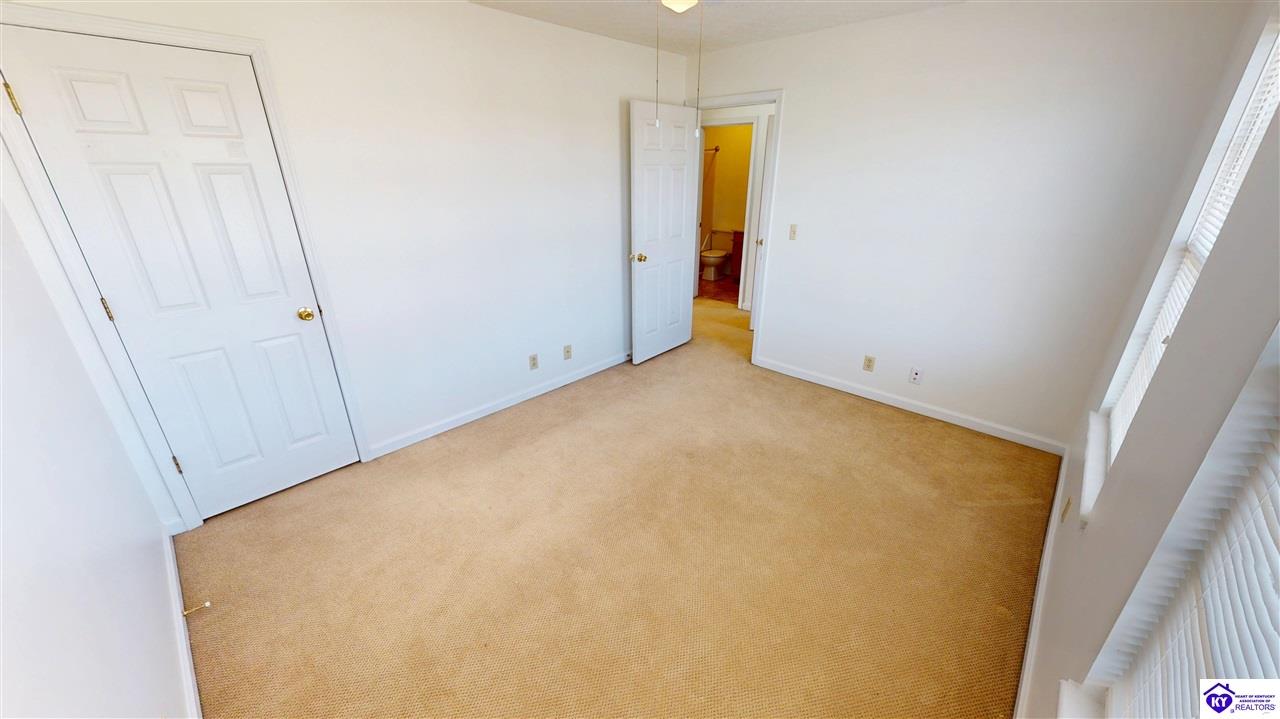 401 Turnberry Way