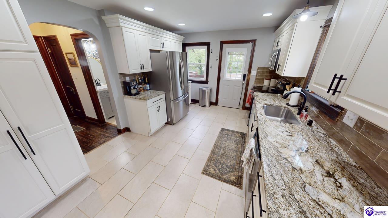 115 Highland Avenue