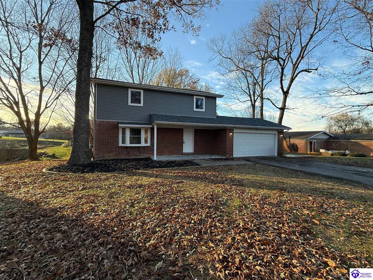 205 Autumn Way