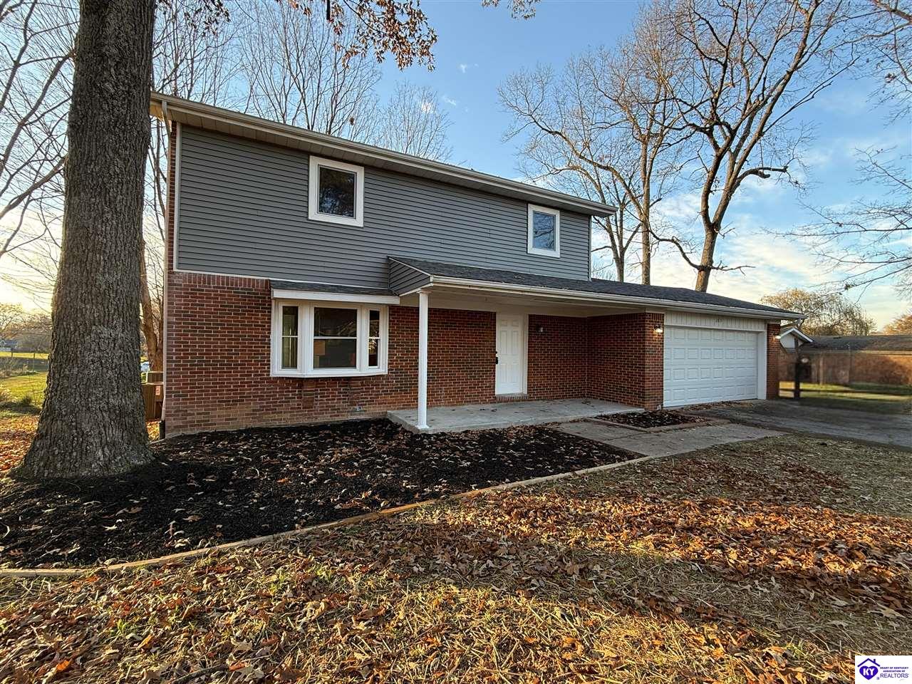 205 Autumn Way