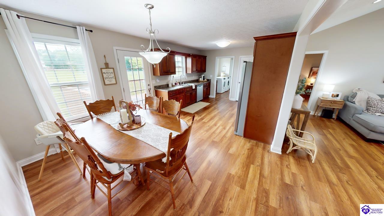84 Zeus Road